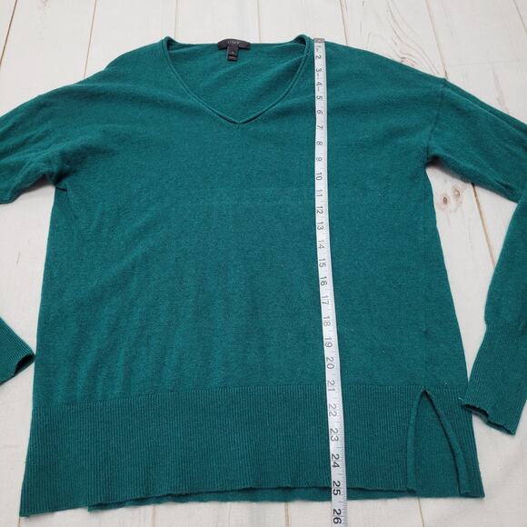 J. Crew wool V neck pullover sweater deep green - Picture 2 of 8